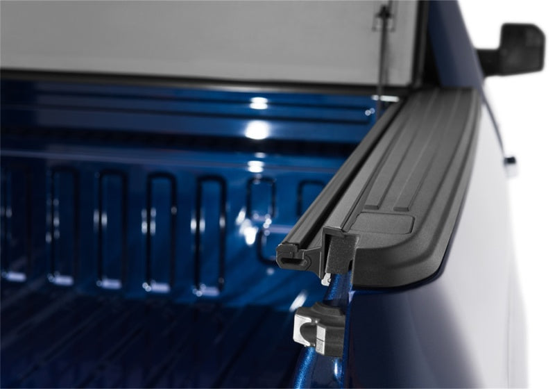BAK 21-22 fits Ford F-150 (Incl. 2022 Lightning) BAKFlip FiberMax 5.7ft Bed Cover