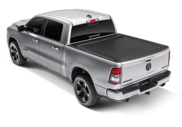 Roll-N-Lock 17-22 fits Ford Super Duty (81.9in. Bed Length) E-Series XT Retractable Tonneau Cover