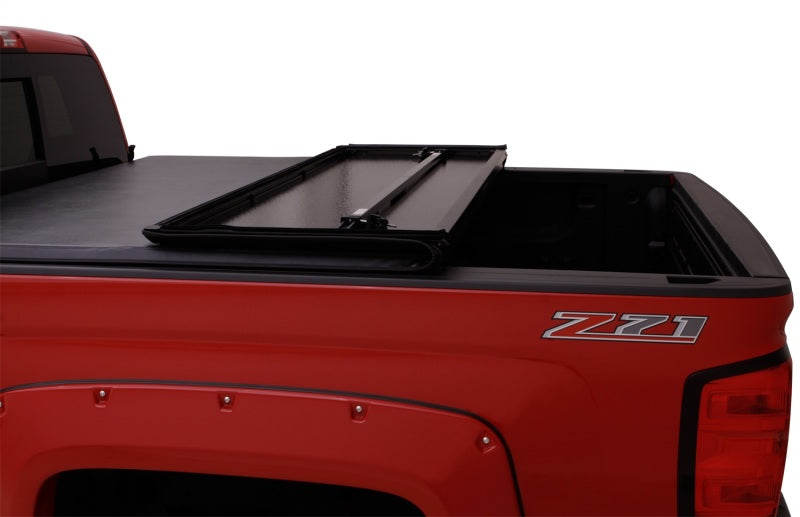 Lund 99-17 fits Ford F-250 Super Duty Styleside (8ft. Bed) Hard Fold Tonneau Cover - Black