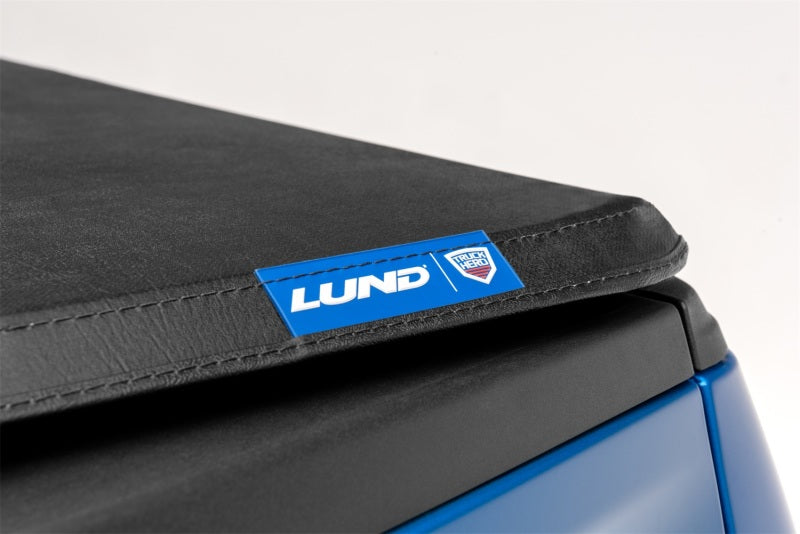 Lund 16-17 fits Nissan Titan XD (6.5ft. Bed w/o Titan Box) Genesis Tri-Fold Tonneau Cover - Black