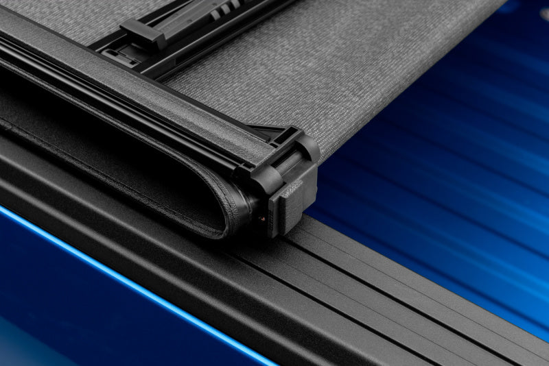 Lund 2022+ fits Ford Maverick (4.5ft. Bed) Genesis Elite Tri-Fold Tonneau Cover - Black