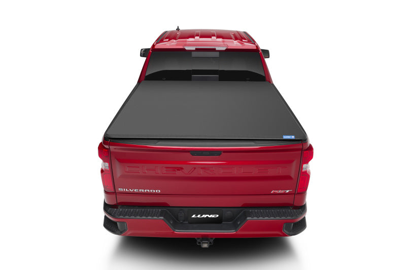 Lund 14-17 fits Chevy Silverado 1500 (5.5ft. Bed) Genesis Elite Tri-Fold Tonneau Cover - Black